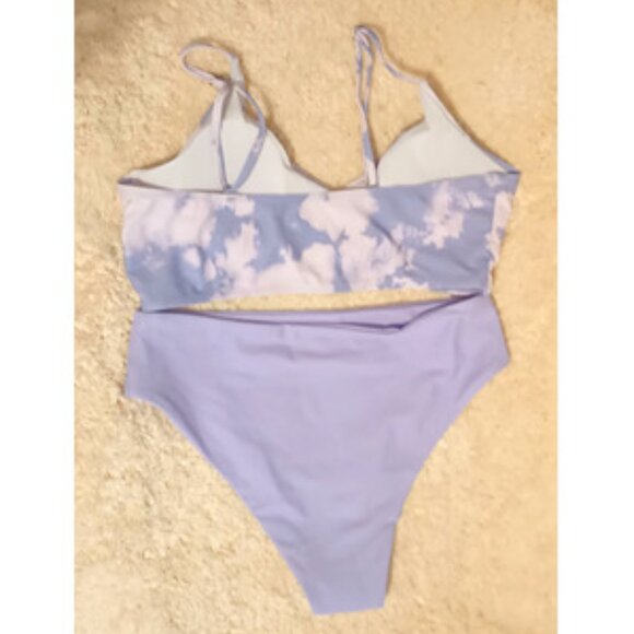 NWOT~SHEIN Two Toned Purple Tie Dye Print Surplice Neck Bikini Set Size: Medium - Picture 2 of 10